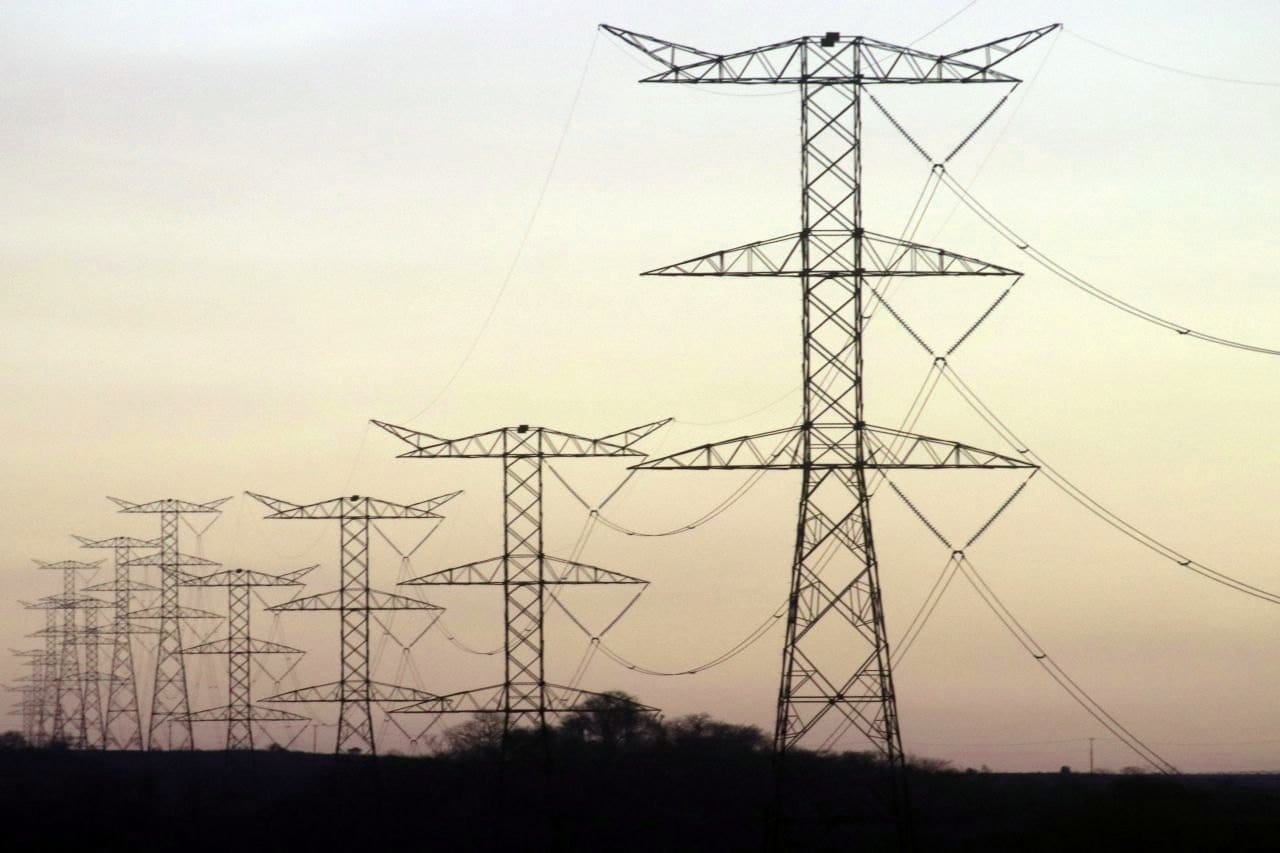 Riesgos en la transmisión eléctrica ante el boom renovable en México